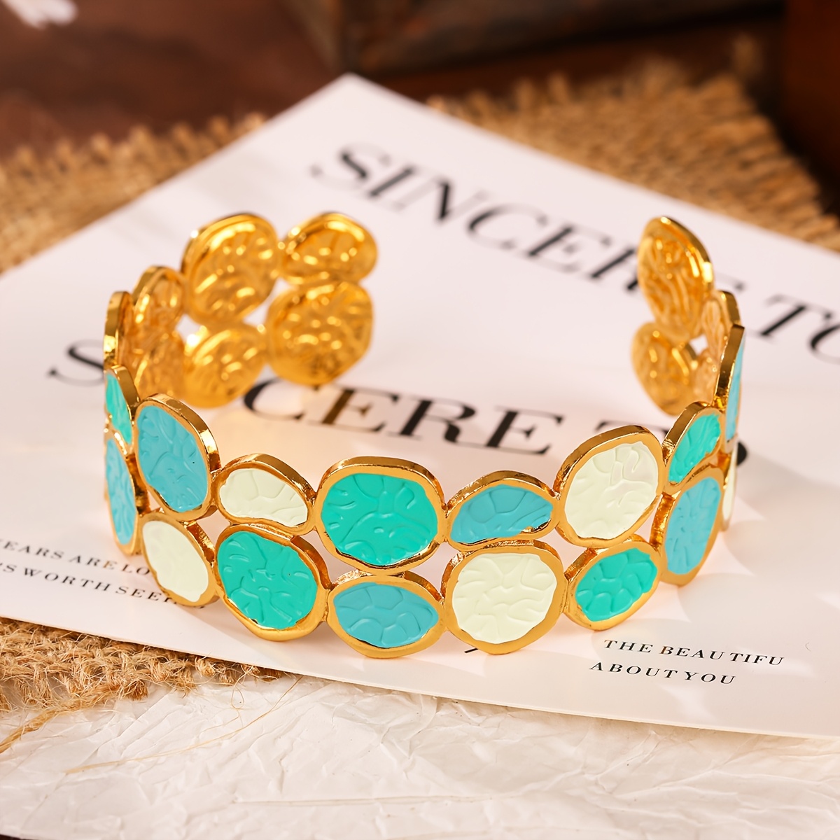 Women's Irregular Round Disc Color Block Enamel Open Cuff Bangle